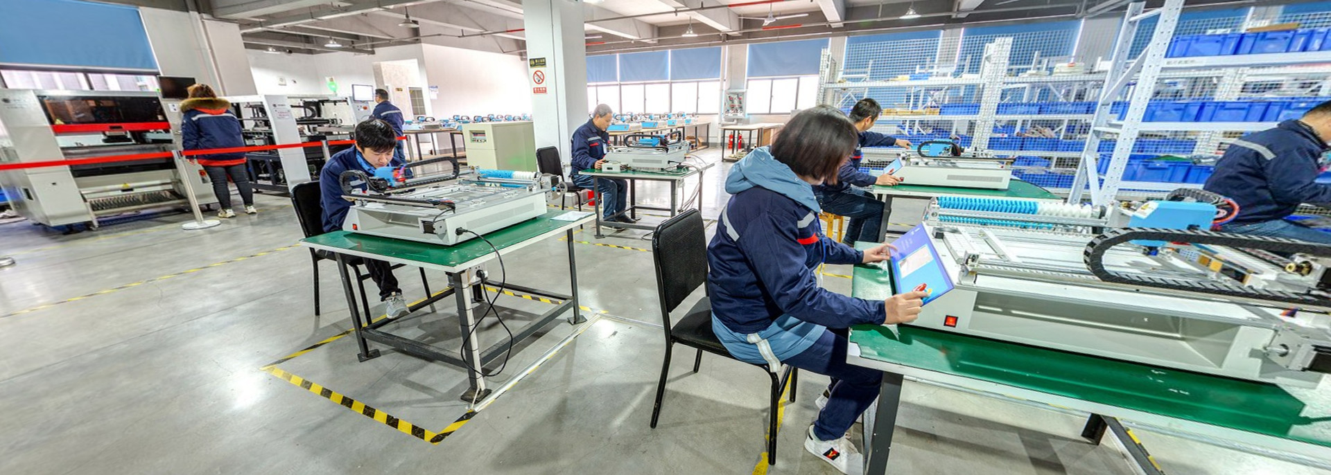 Qualität SMT-Auswahl und Platz-Maschine Fabrik