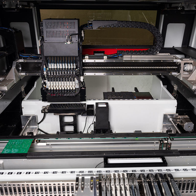 Vollautomatische 10-köpfige SMT SMD-Pick-and-Place-Maschine 01005 PCBA-Fertigungsmaschine