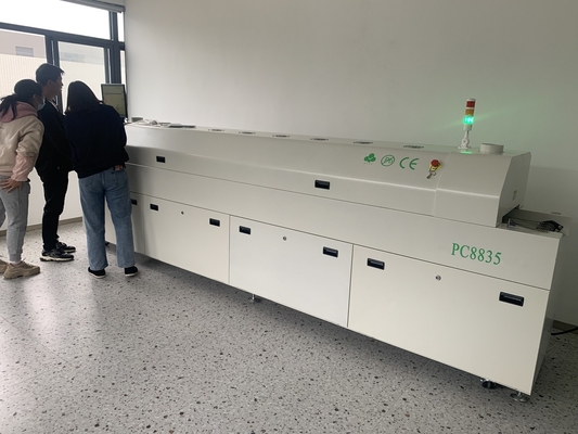 PC8835 Automatische Schiene + PC-Steuerung Bleifreie Rückflussofen 8 Temperaturzonen Lötmaschine