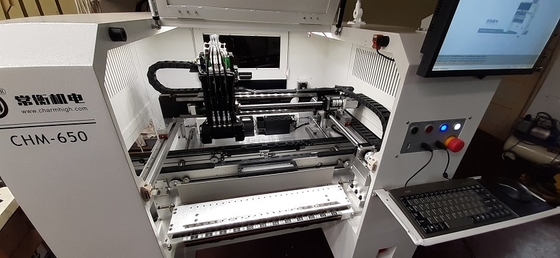 Tischplatte CHM-650 Hochpräzisions-Bestückungsautomat für Leiterplatten mit 4 Köpfen