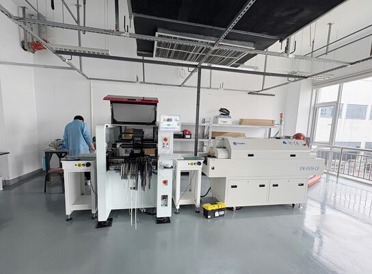 Gusseisenstruktur 4-Kopf CHM-551P SMD Pick-and-Place-Maschine