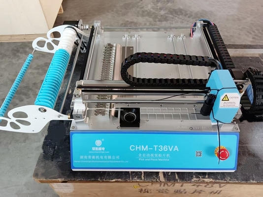 CHMT36VA SMT Bestückungsmaschine mit 2 Köpfen und 29 Zuführungen, PC-Steuerung